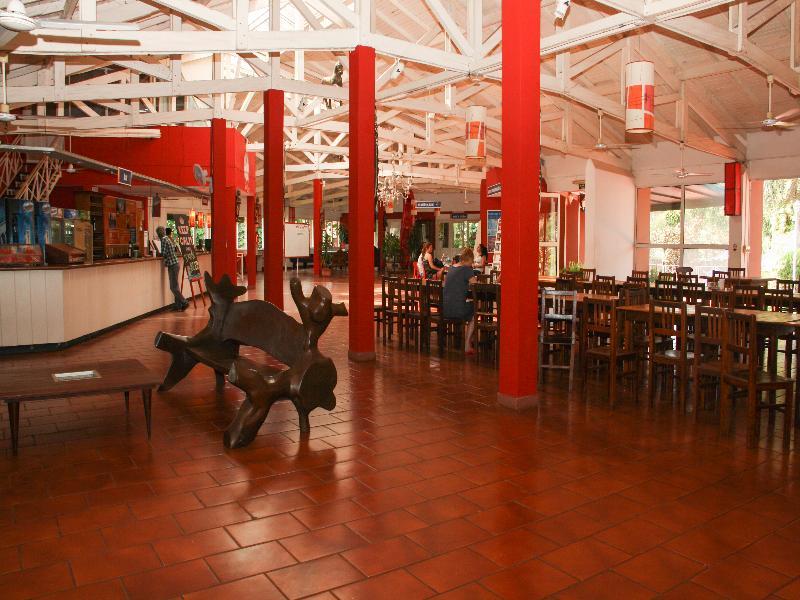 Iguazu Inn Hostel Puerto Iguazu Exterior photo